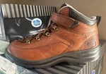 Nwb Dr Comfort Leather Vigor Womens Ortho Hiking Boots Size 6W Chestnut Brown. Fixed Price $45.00.