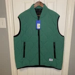 Hugo Boss Mens Xl Nwt Green Quilted Water Repellent Vest BOHOTINO2421. Fixed Price $125.00.
